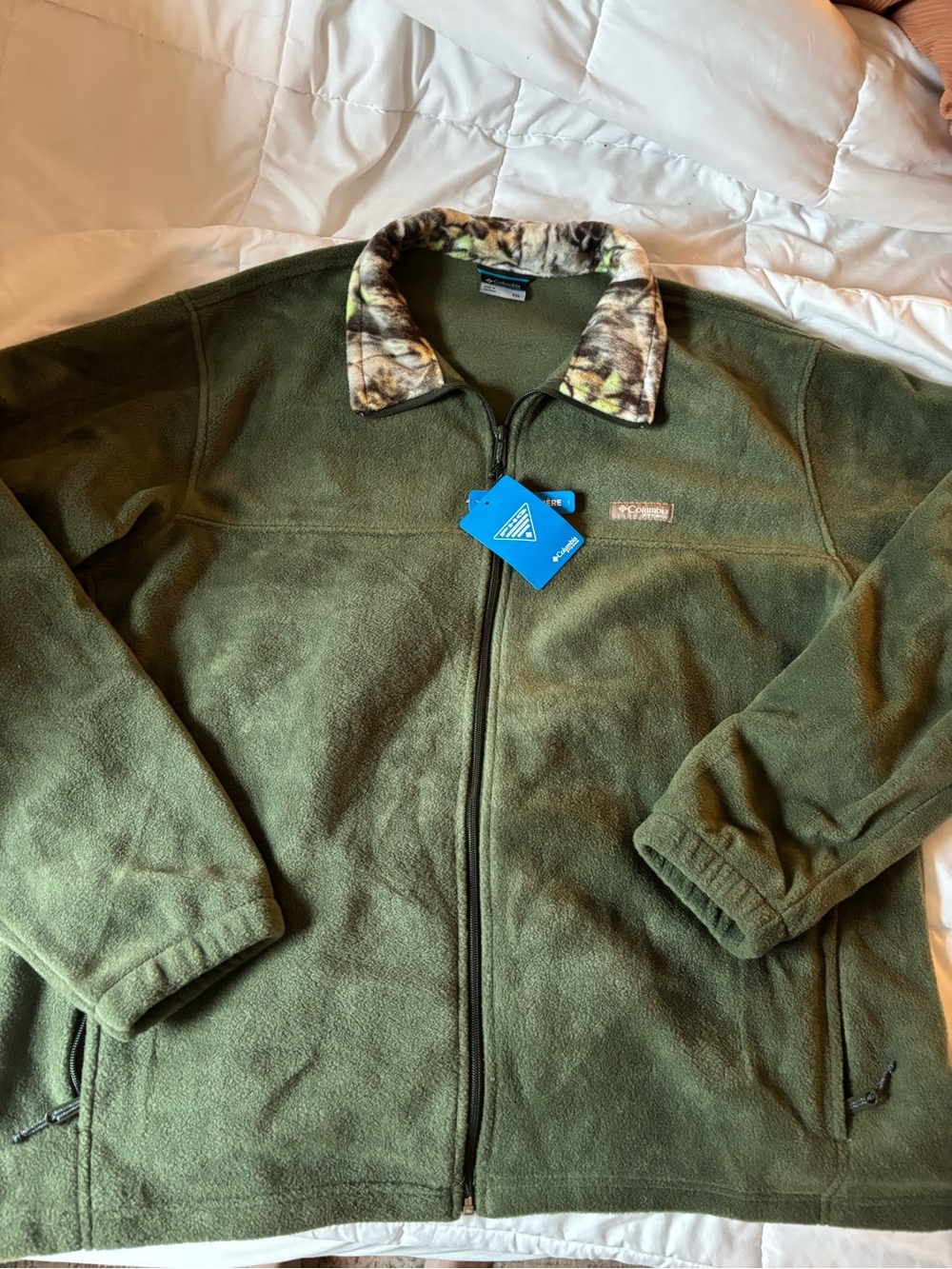 Columbia PFG Olive Green Fleece Jacket with Camo Collar
